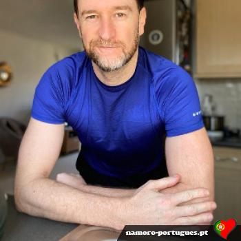 young - date a Portuguese, 100% free young