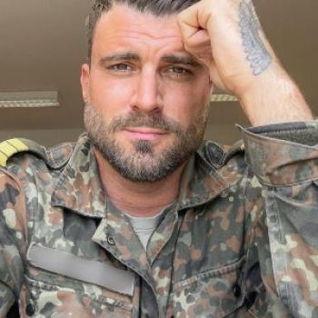 charles12 spoofed photo banned on namoro-portugues.pt